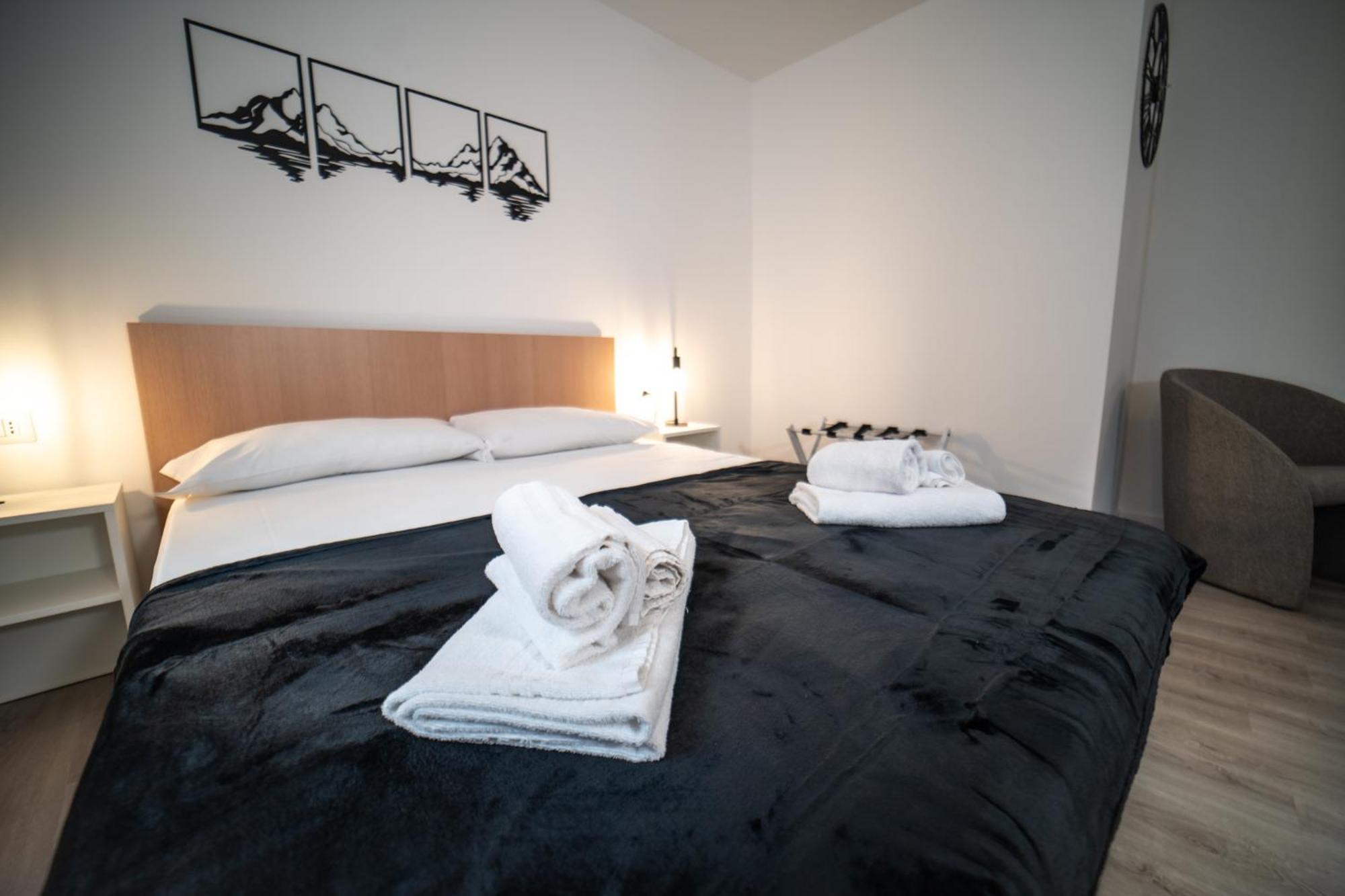 Il Cortiletto Apartment Lecco Exterior foto